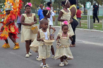 Bahamas-Carnival-2015-14