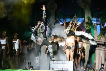 Soca-Monarch-2010-5
