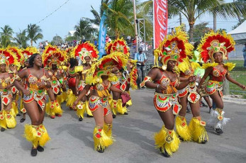 j008-2015-Bahamas-Carnival-2015-12