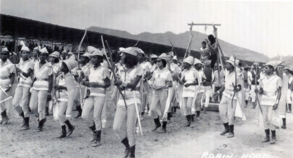 b003-1964-Robin-Hood-3_03