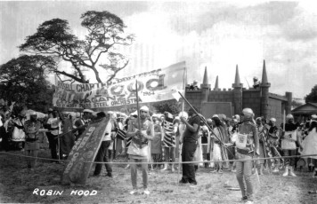 e003-1964-Robin-Hood-Extravaganza-1964-001_01