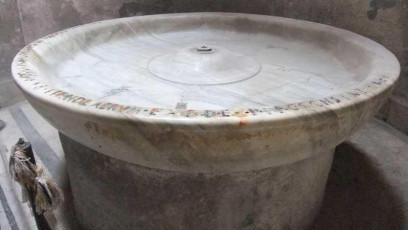 C027Labrum-Baths-Pompeii-Italy-2010