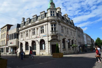 F024HSBC-Gloucester-UK-2015