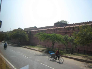 G010Red-Fort-Agra-India-2007