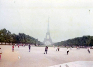J018Eiffel-Tower-Paris-France-1981