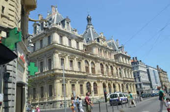 L012Chamber-of-Commerce-and-Industry-Lyons-France-2015