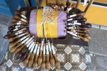 L026Knitting-Puy-en-Velay-France-2015