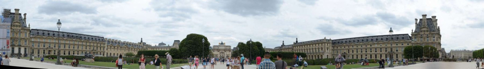 O009Louvre-Museum-Paris-France-2015