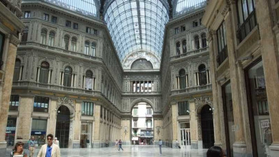 Q008Galleria-Umberto-I-Naples-Italy-2010