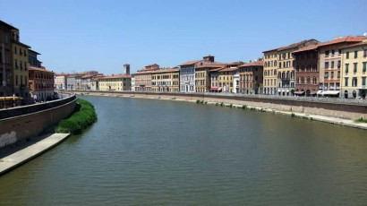 R004Pisa-Italy-2010