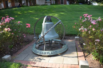 U042USS-Maryland-Bell-Maryland-State-House-Annapolis-Maryland-2016