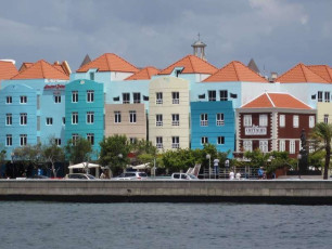 V006Willemstad-Curacao-2009
