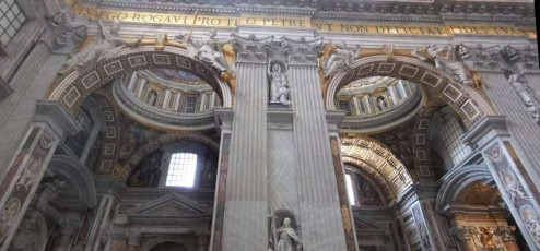 W005St-Peters-Basilica-Vatican-2010