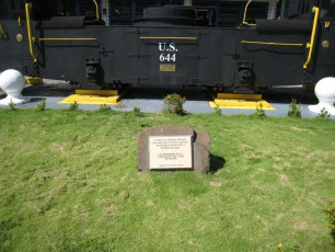 W016Panama-Canal-2006