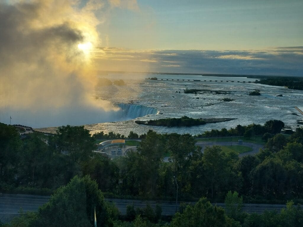 20250907_071301 – 2025 Sunrise Niagra Falls