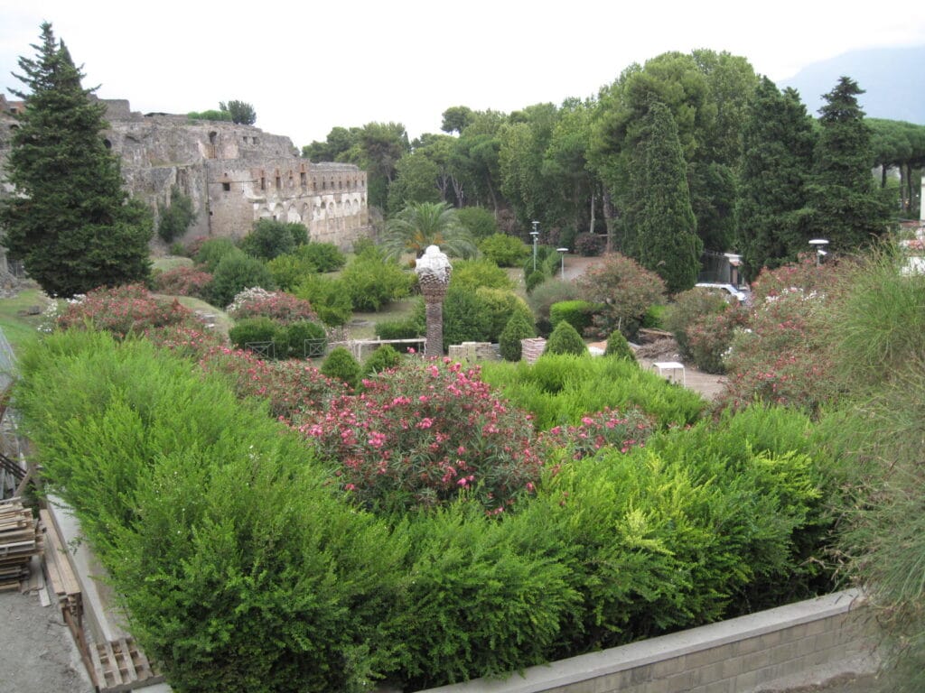 IMG_3912 – city wall and gardens of Pompeii[2010 Cruise Naples Pompeii]